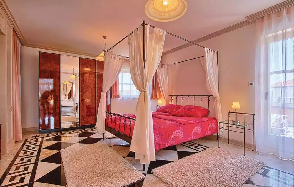Вилла 362м² в Хорватии, Пореч. Стоимостью 1195000€ аренда фото-25