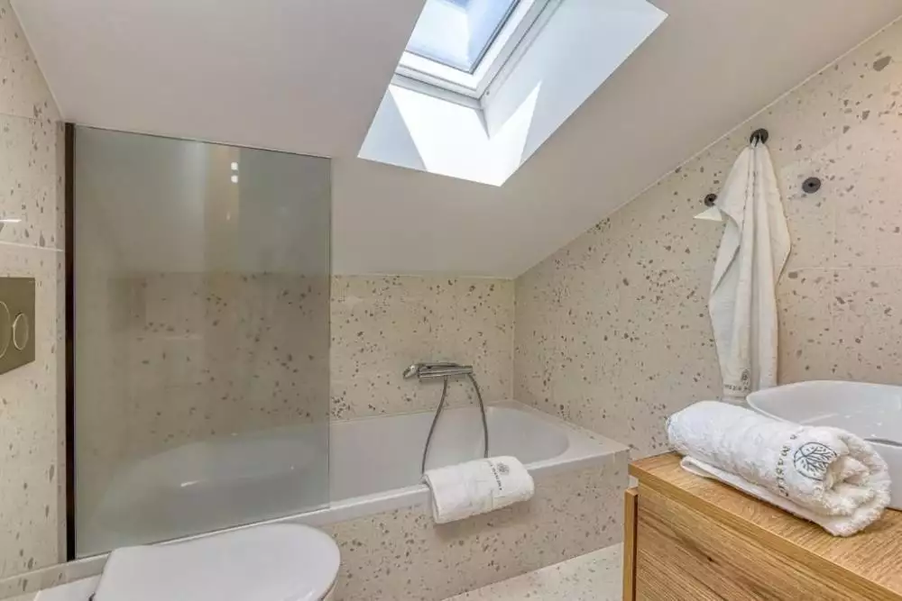 Отель, гостиница 120м² в Хорватии, Врсар. Стоимостью 571000€ аренда фото-9