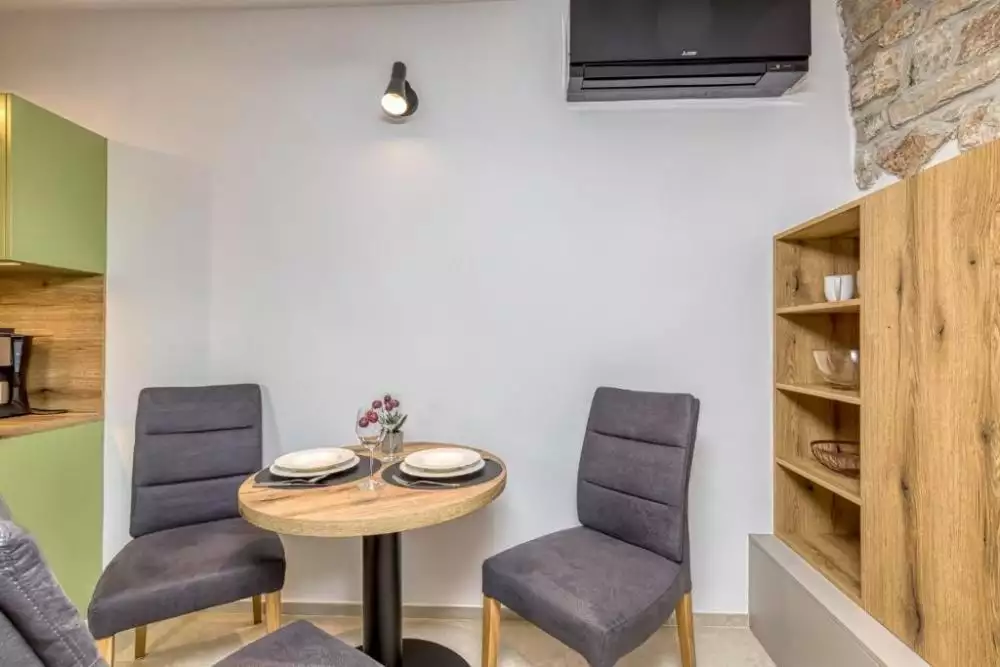 Отель, гостиница 120м² в Хорватии, Врсар. Стоимостью 571000€ аренда фото-13
