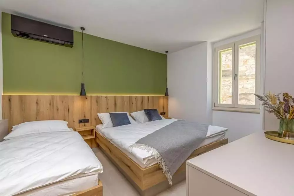 Отель, гостиница 120м² в Хорватии, Врсар. Стоимостью 571000€ аренда фото-20