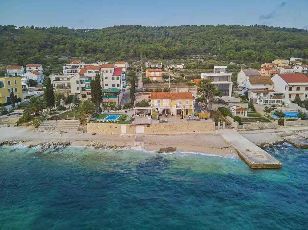 Вилла 304м² в Хорватии, Чиово. Стоимостью 2700000€ аренда фото-3