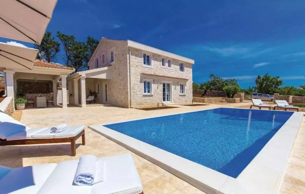 Вилла 200м² в Хорватии, Новалья. Стоимостью 1200000€ аренда фото-9