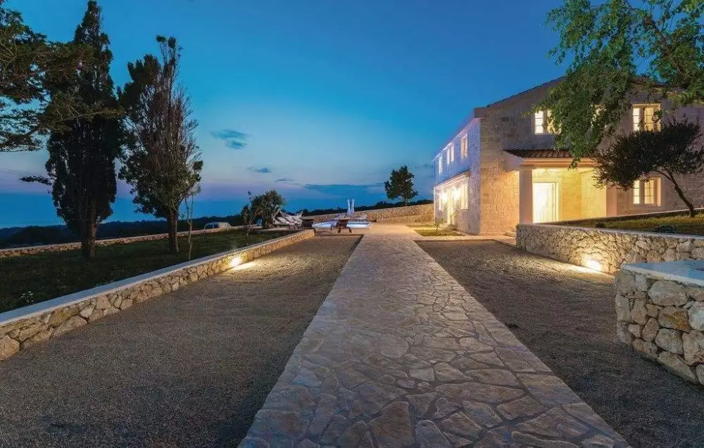 Вилла 200м² в Хорватии, Новалья. Стоимостью 1200000€ аренда фото-15
