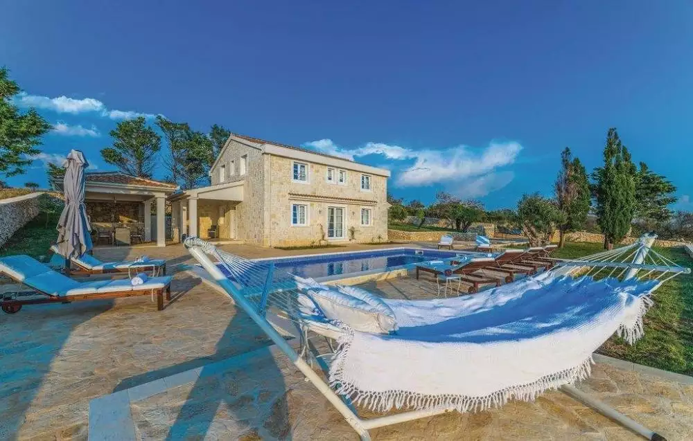Вилла 200м² в Хорватии, Новалья. Стоимостью 1200000€ аренда фото-23
