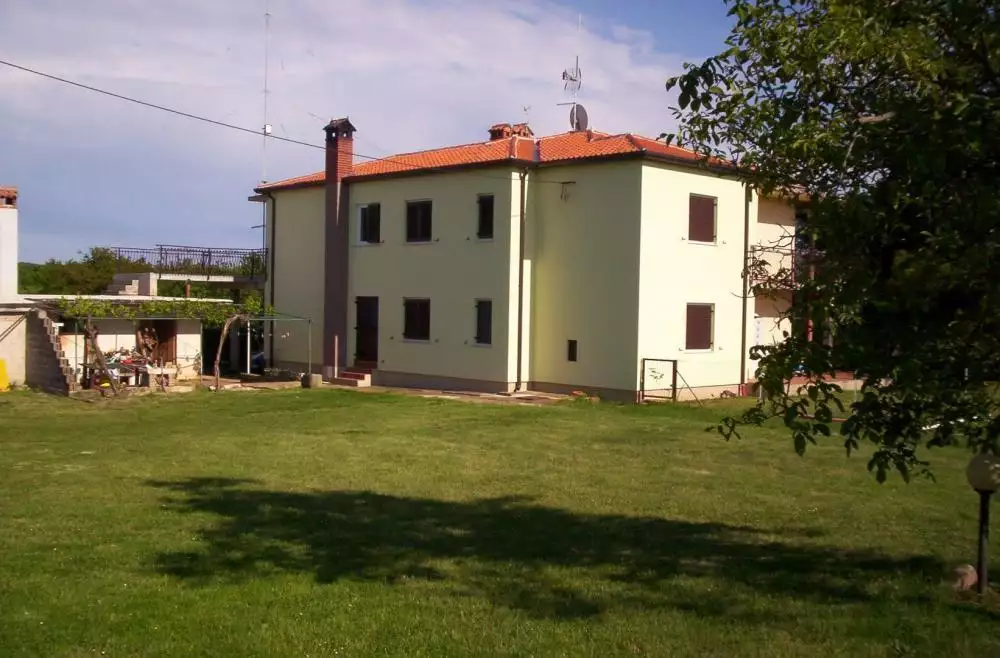 Вилла 330м² в Хорватии, Бртонигла. Стоимостью 2250000€ аренда фото-1