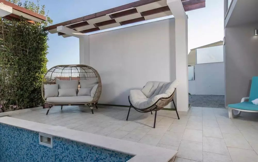 Отель, гостиница 350м² в Хорватии, Рогозница. Стоимостью 940000€ аренда фото-22