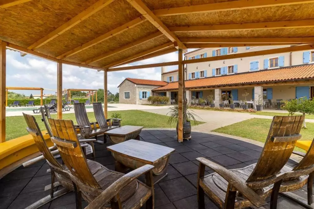 Отель, гостиница 900м² в Хорватии, Пула. Стоимостью 3200000€ аренда фото-14