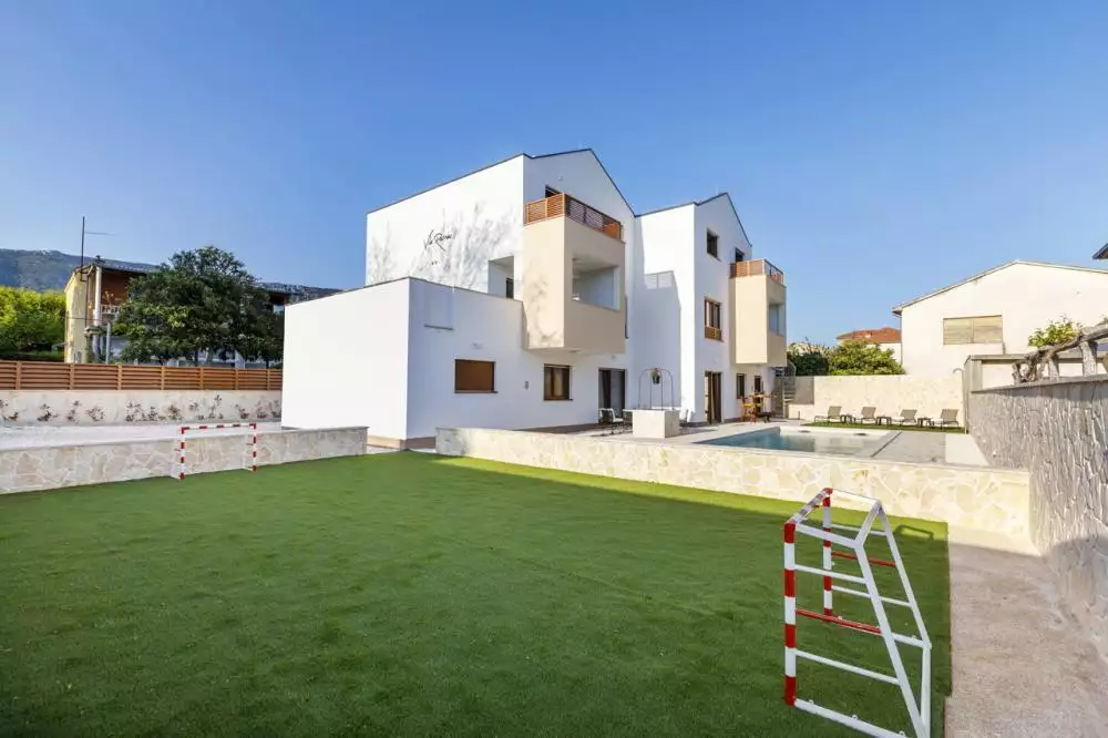 Вилла 464м² в Хорватии, Каштела. Стоимостью 1999999€ аренда фото-11