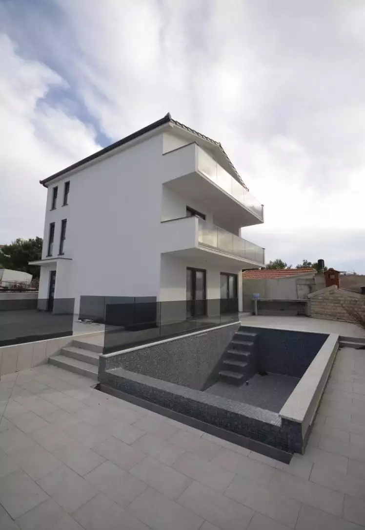 Вилла 280м² в Хорватии, Рогозница. Стоимостью 600000€ аренда фото-15