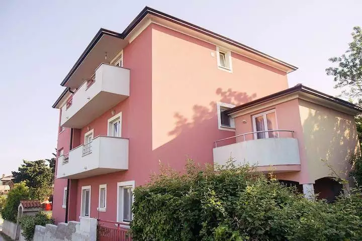 Отель, гостиница 450м² в Хорватии, Премантура. Стоимостью 1300000€ аренда фото-3