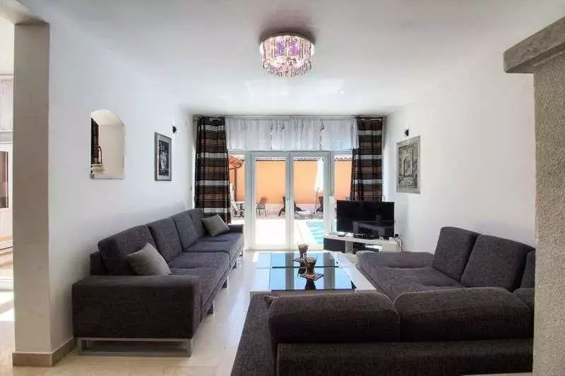 Вилла 360м² в Хорватии, Медулин. Стоимостью 800000€ аренда фото-4