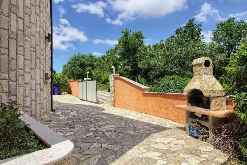 Вилла 360м² в Хорватии, Медулин. Стоимостью 800000€ аренда фото-13