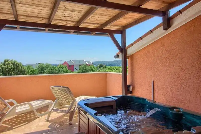 Вилла 360м² в Хорватии, Медулин. Стоимостью 800000€ аренда фото-3