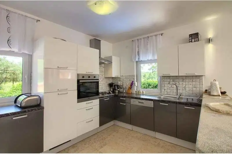 Вилла 360м² в Хорватии, Медулин. Стоимостью 800000€ аренда фото-8