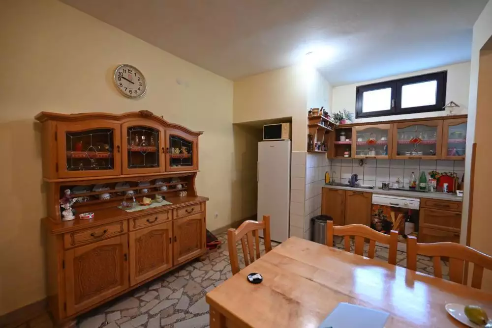 Отель, гостиница 750м² в Хорватии, Медулин. Стоимостью 2500000€ аренда фото-14