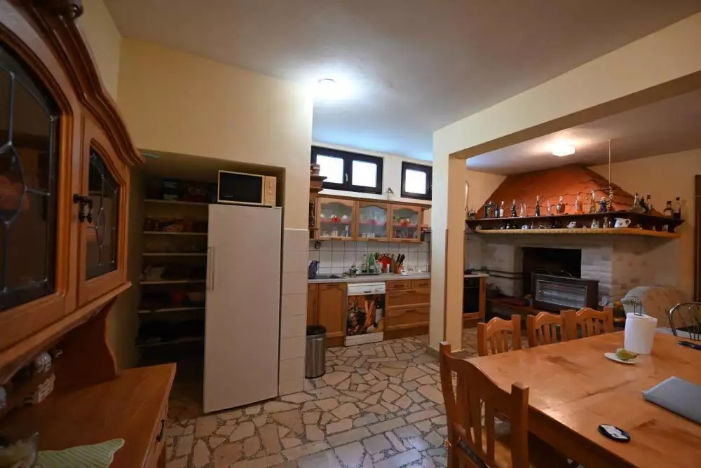 Отель, гостиница 750м² в Хорватии, Медулин. Стоимостью 2500000€ аренда фото-15