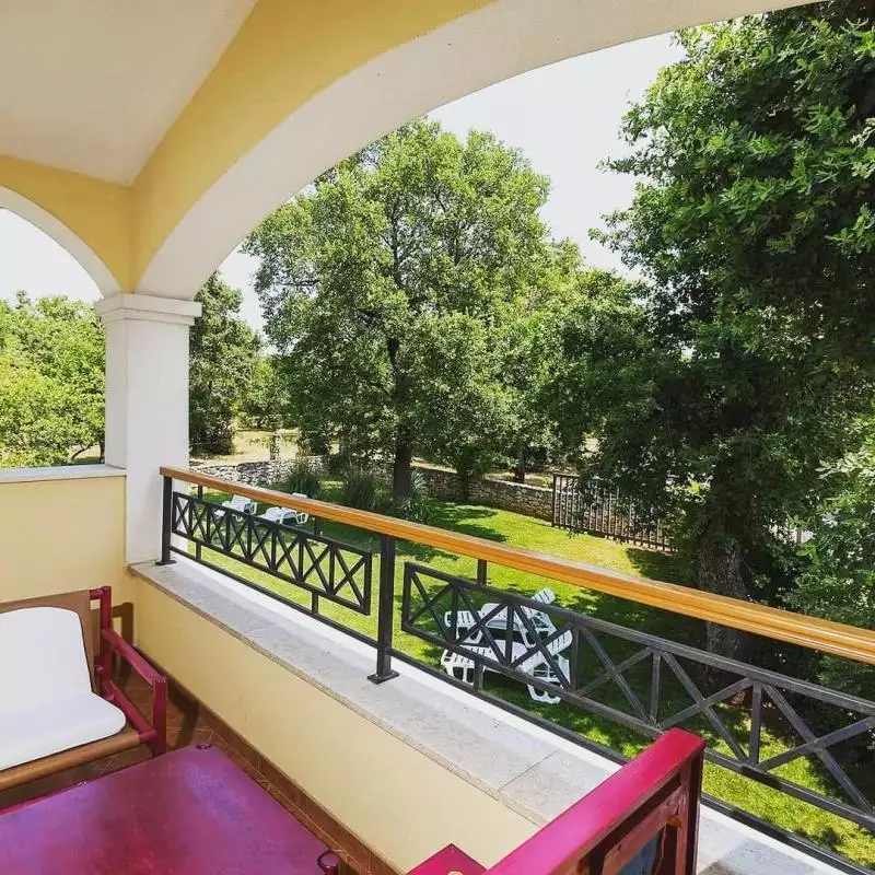 Отель, гостиница 900м² в Хорватии, Новиград. Стоимостью 2300000€ аренда фото-4