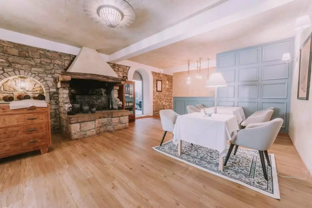 Отель, гостиница 900м² в Хорватии, Новиград. Стоимостью 2300000€ аренда фото-14