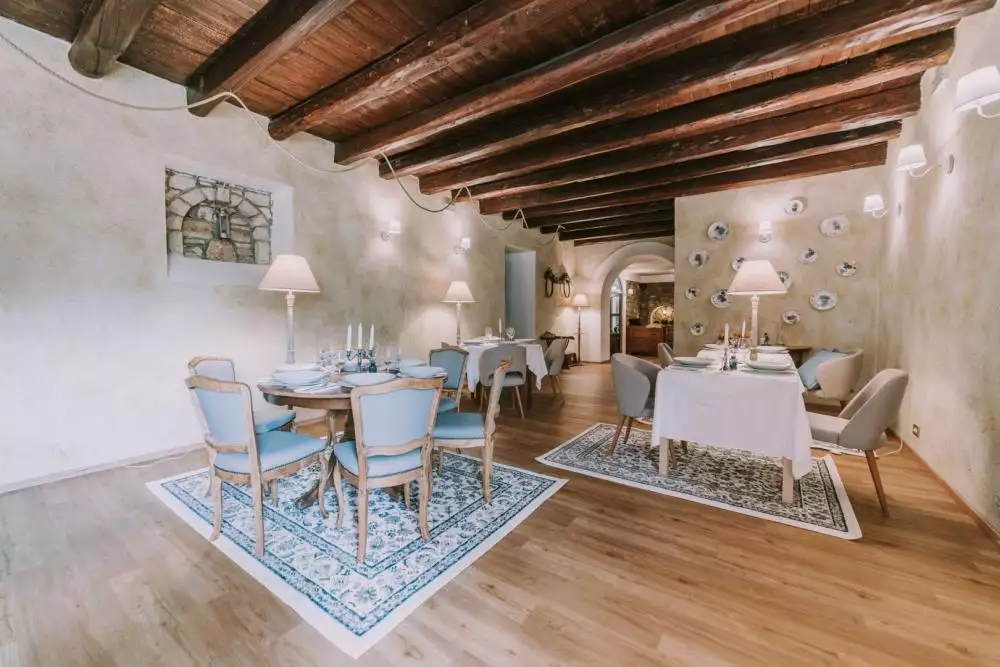 Отель, гостиница 900м² в Хорватии, Новиград. Стоимостью 2300000€ аренда фото-15