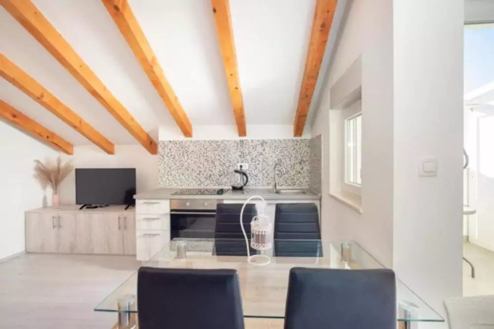 Отель, гостиница 468м² в Хорватии, Подстрана. Стоимостью 1100000€ аренда фото-20