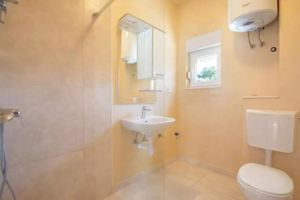 Отель, гостиница 468м² в Хорватии, Подстрана. Стоимостью 1100000€ аренда фото-22