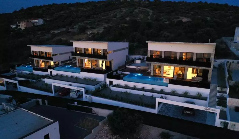 Вилла 260м² в Хорватии, Рогозница. Стоимостью 1600000€ аренда фото-5
