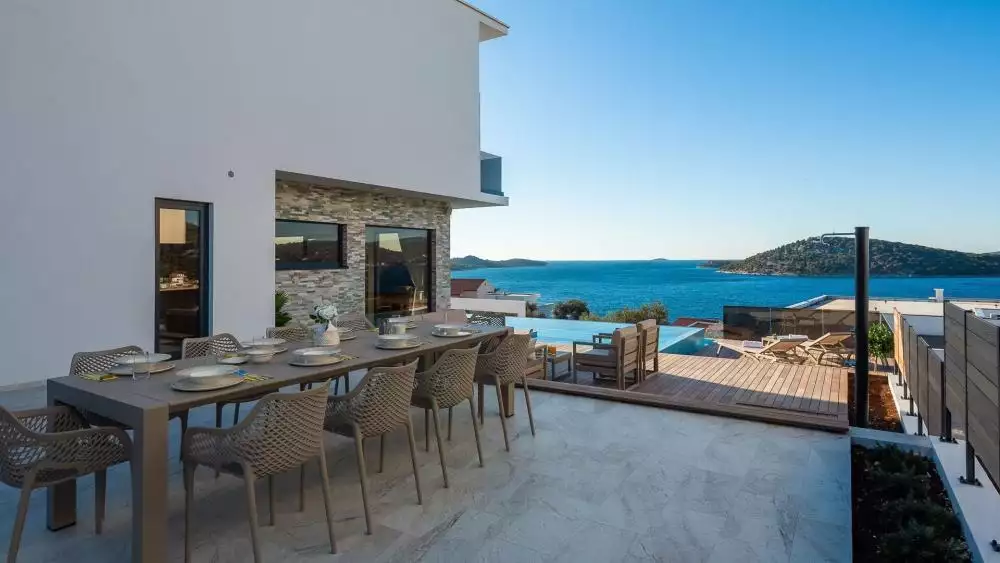 Вилла 260м² в Хорватии, Рогозница. Стоимостью 1600000€ аренда фото-11