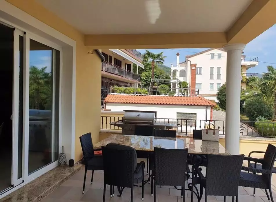 Отель, гостиница 600м² в Хорватии, Ловран. Стоимостью 2500000€ аренда фото-13