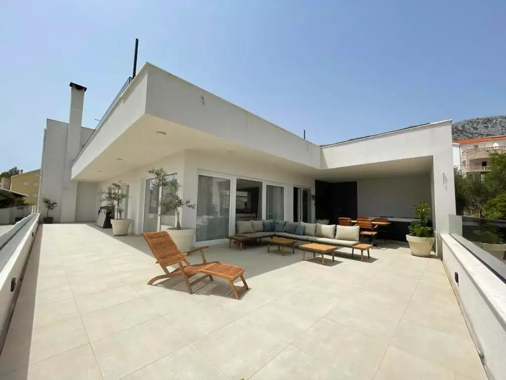 Отель, гостиница 740м² в Хорватии, Завала. Стоимостью 2700000€ аренда фото-5