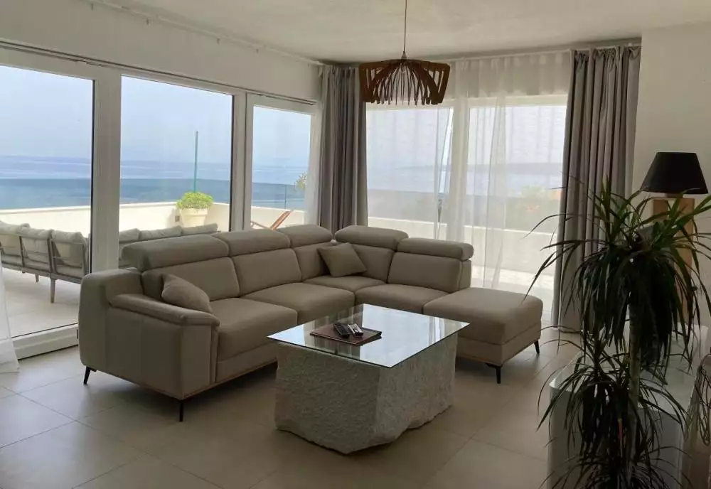 Отель, гостиница 740м² в Хорватии, Завала. Стоимостью 2700000€ аренда фото-7