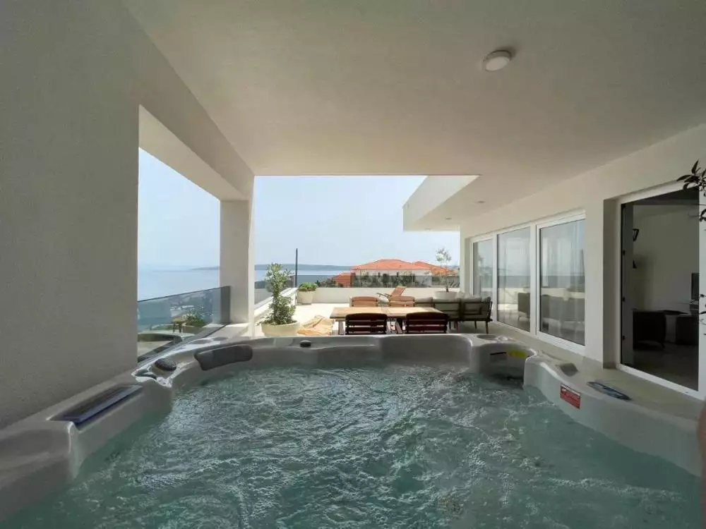 Отель, гостиница 740м² в Хорватии, Завала. Стоимостью 2700000€ аренда фото-12
