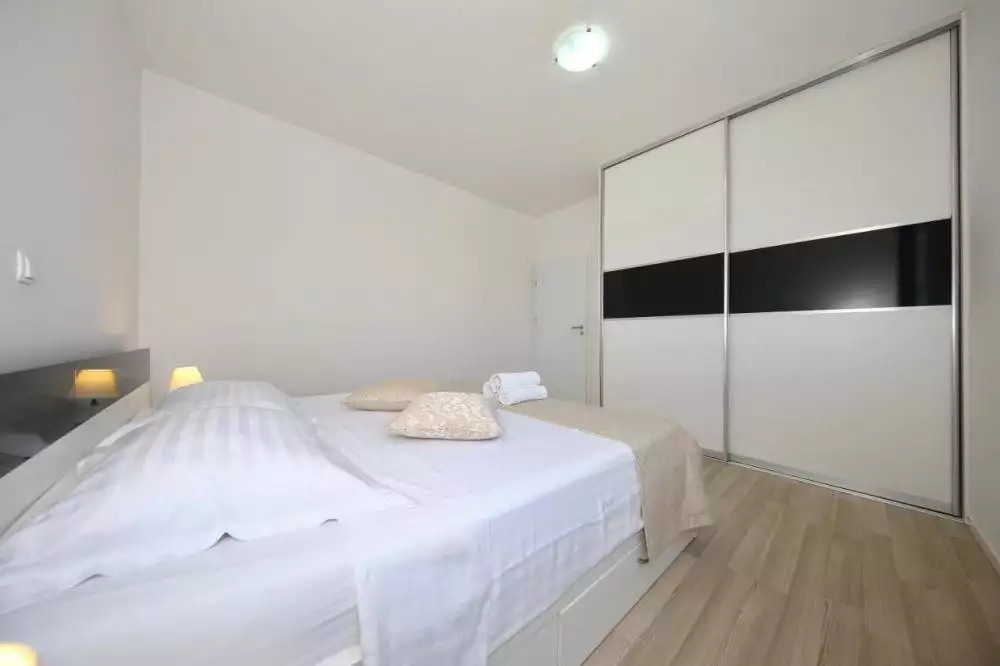 Отель, гостиница 235м² в Хорватии, Затон. Стоимостью 890000€ аренда фото-14