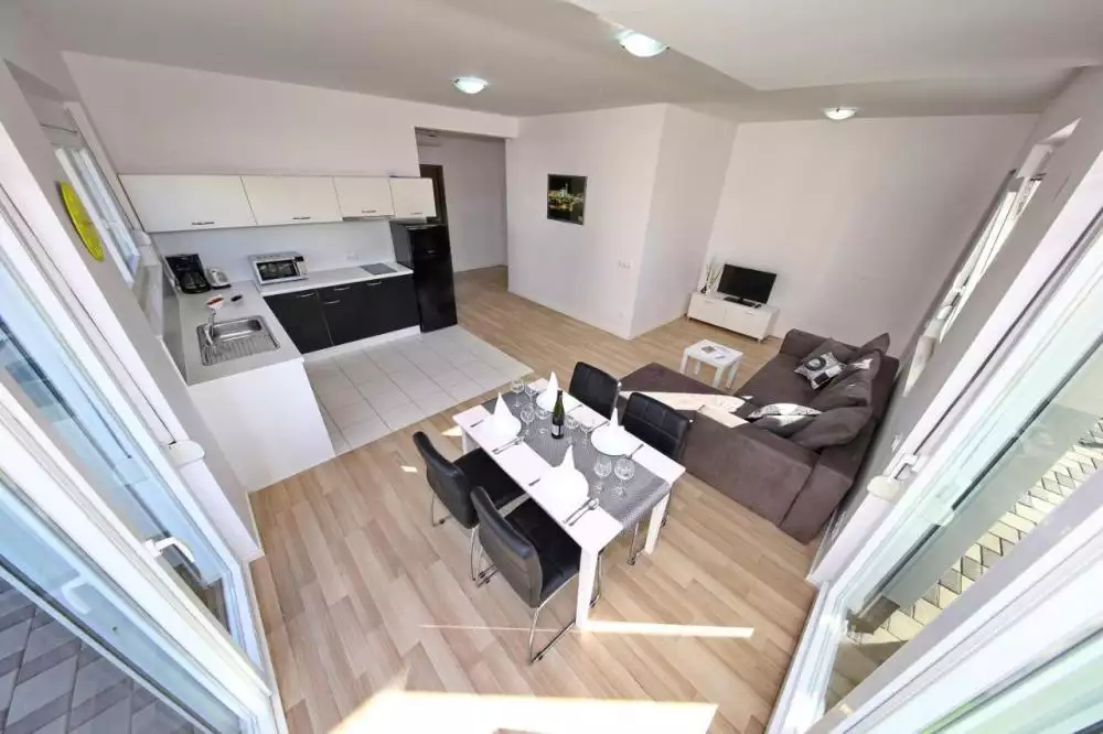 Отель, гостиница 235м² в Хорватии, Затон. Стоимостью 890000€ аренда фото-16