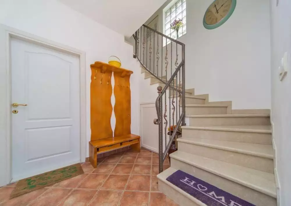 Отель, гостиница 400м² в Хорватии, Затон. Стоимостью 1780000€ аренда фото-14