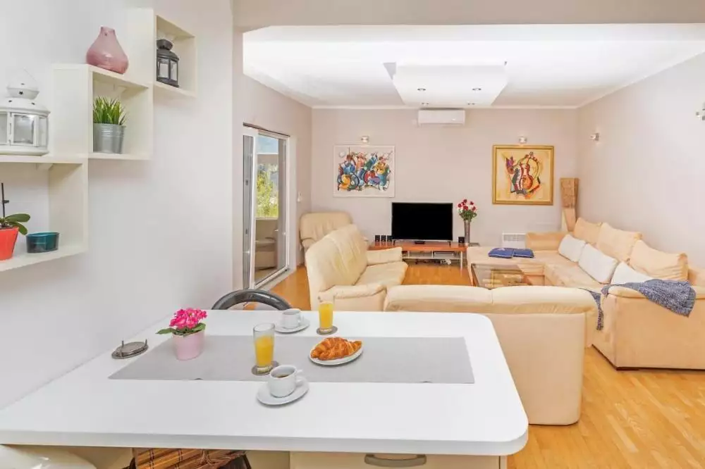 Отель, гостиница 400м² в Хорватии, Затон. Стоимостью 1780000€ аренда фото-16