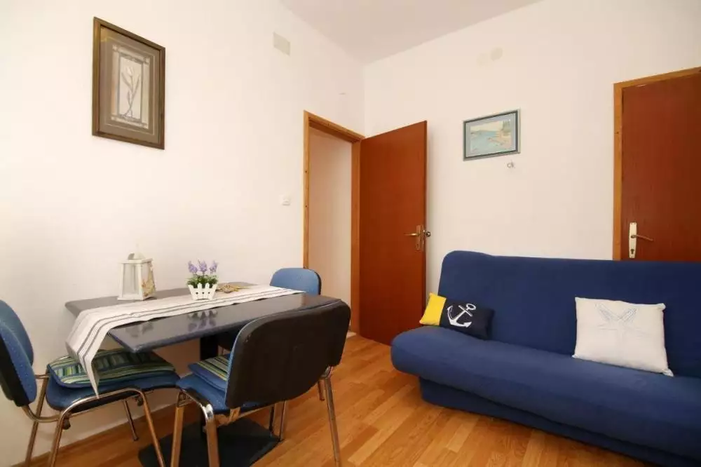 Отель, гостиница 396м² в Хорватии, Рогозница. Стоимостью 1150000€ аренда фото-11