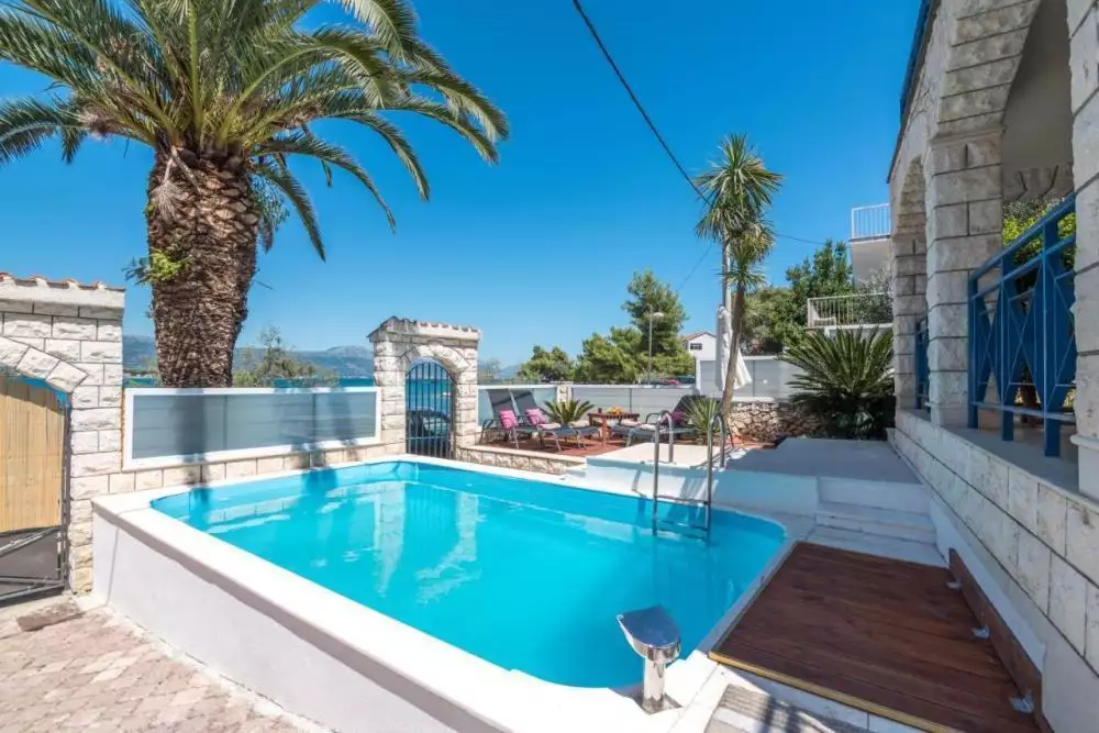 Вилла 200м² в Хорватии, Трогир. Стоимостью 1270000€ аренда фото-2