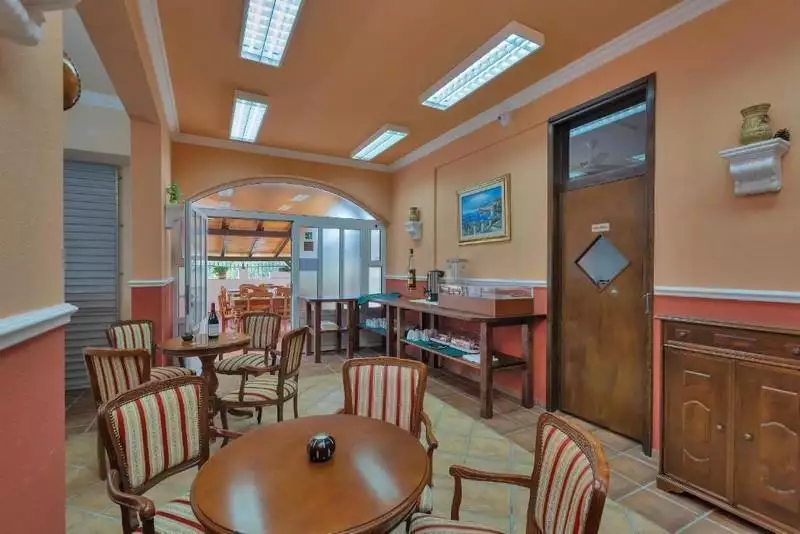 Отель, гостиница 500м² в Хорватии, Тучепи. Стоимостью 2500000€ аренда фото-9