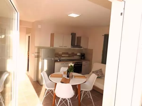 Отель, гостиница 420м² в Хорватии, Макарска. Стоимостью 1280000€ аренда фото-7