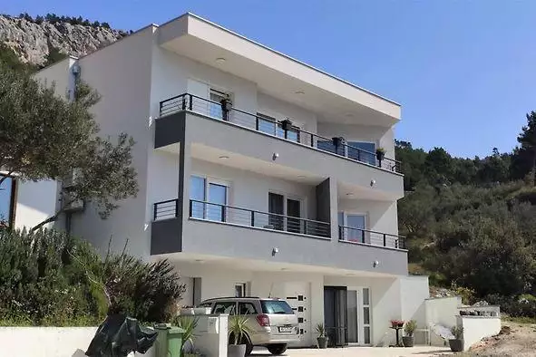 Отель, гостиница 292м² в Хорватии, Крвавица. Стоимостью 800000€ аренда фото-1