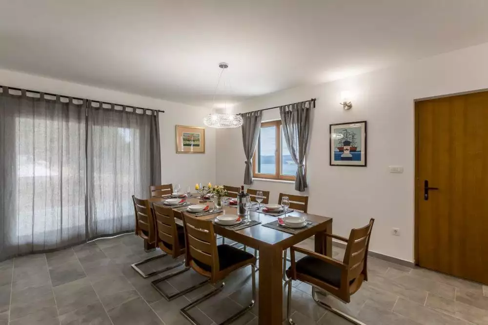 Вилла 330м² в Хорватии, Омиш. Стоимостью 1600000€ аренда фото-12