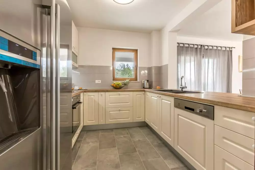 Вилла 330м² в Хорватии, Омиш. Стоимостью 1600000€ аренда фото-14