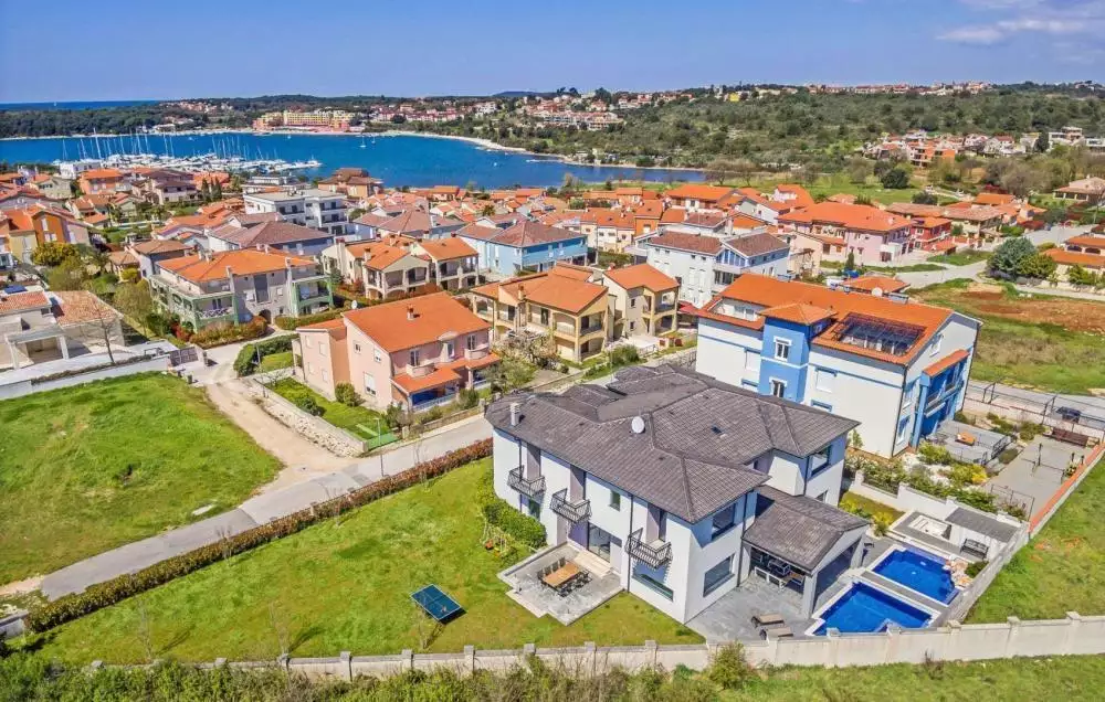 Вилла 380м² в Хорватии, Медулин. Стоимостью 1500000€ аренда фото-14