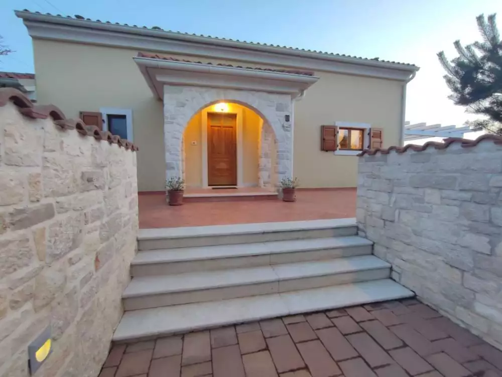 Вилла 143м² в Хорватии, Бртонигла. Стоимостью 675500€ аренда фото-5
