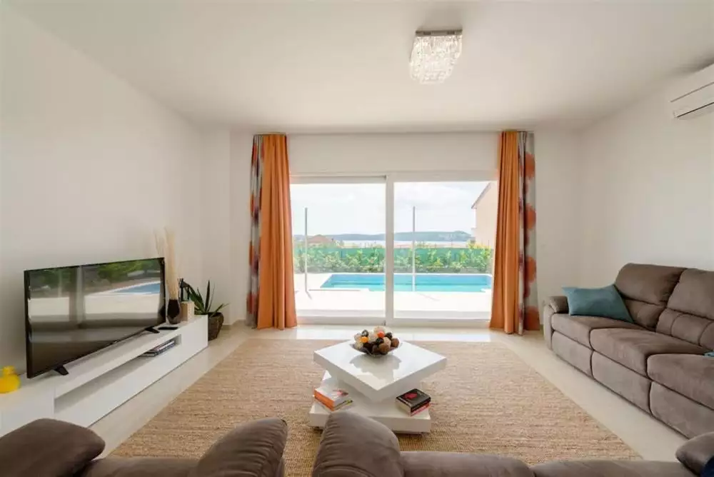 Вилла 240м² в Хорватии, Чиово. Стоимостью 750000€ аренда фото-7
