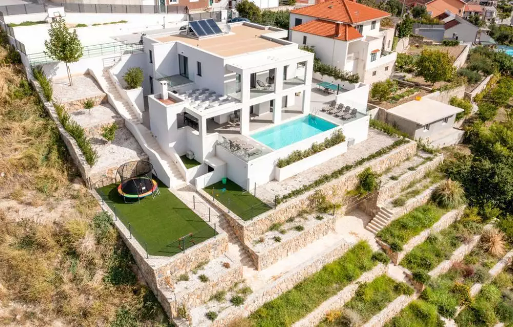Вилла 300м² в Хорватии, Сплит. Стоимостью 1360000€ аренда фото-11