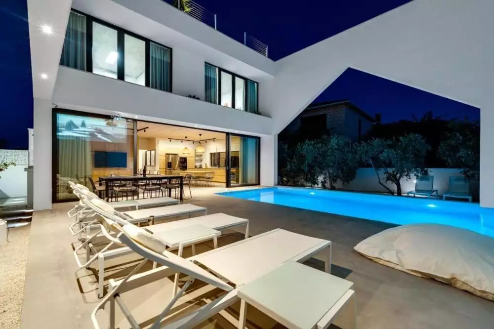 Вилла 225м² в Хорватии, Супетар. Стоимостью 1300000€ аренда фото-5