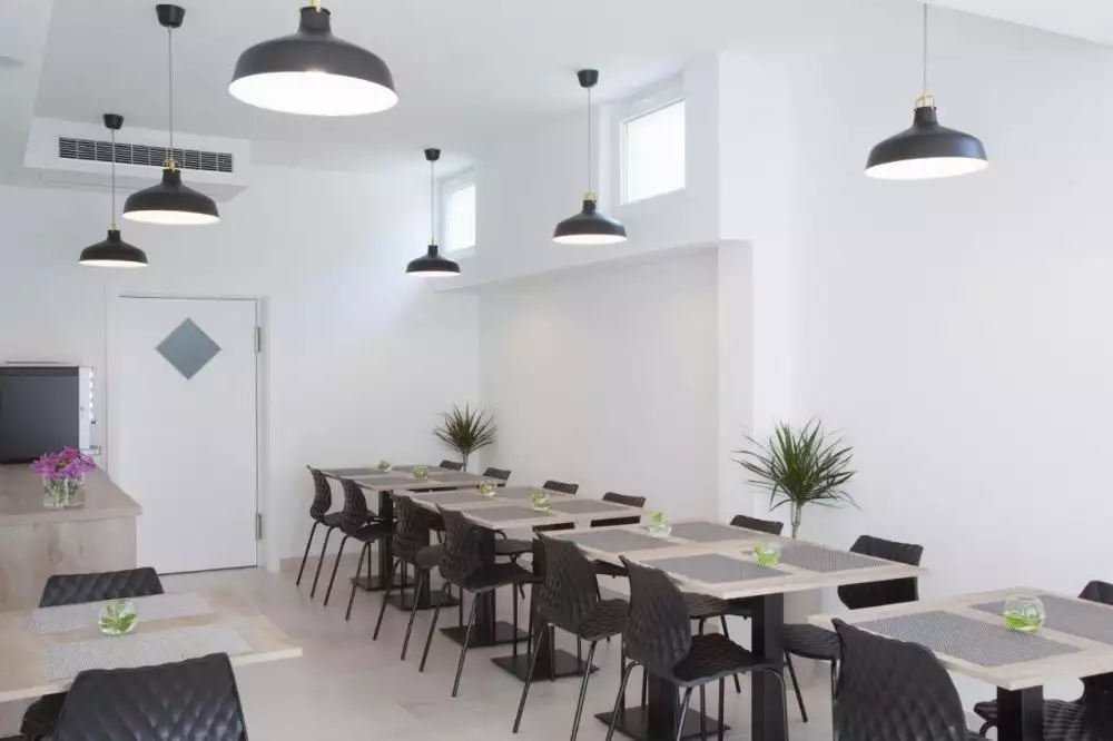 Отель, гостиница 1200м² в Испании, Ло-Паган. Стоимостью 2450000€ аренда фото-11