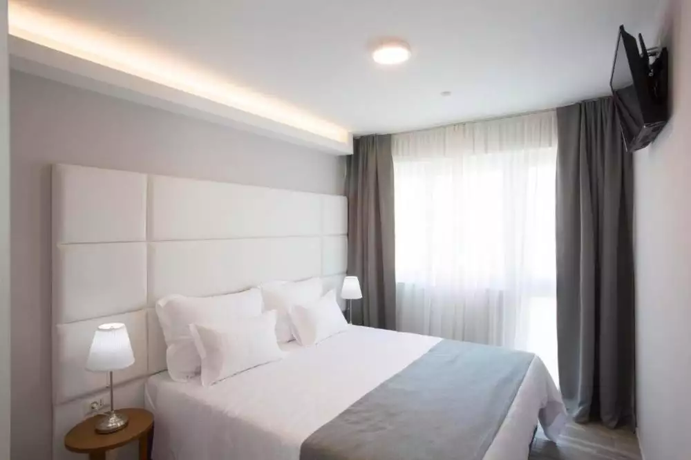 Отель, гостиница 1200м² в Испании, Ло-Паган. Стоимостью 2450000€ аренда фото-12