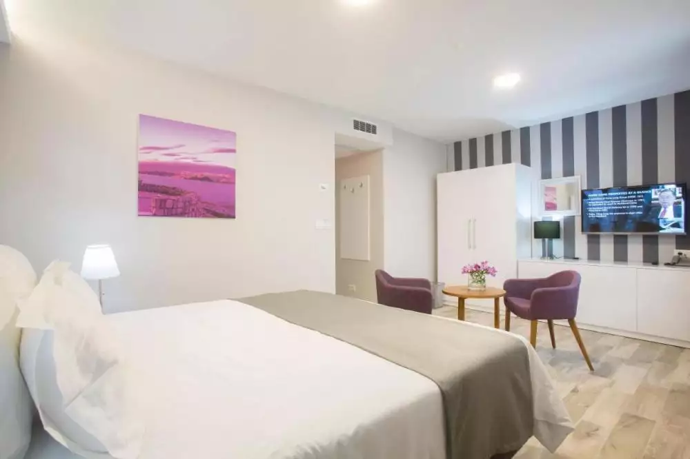 Отель, гостиница 1200м² в Испании, Ло-Паган. Стоимостью 2450000€ аренда фото-13